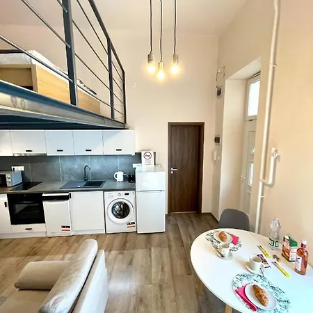 Lovely Urban Retreat - Budapest