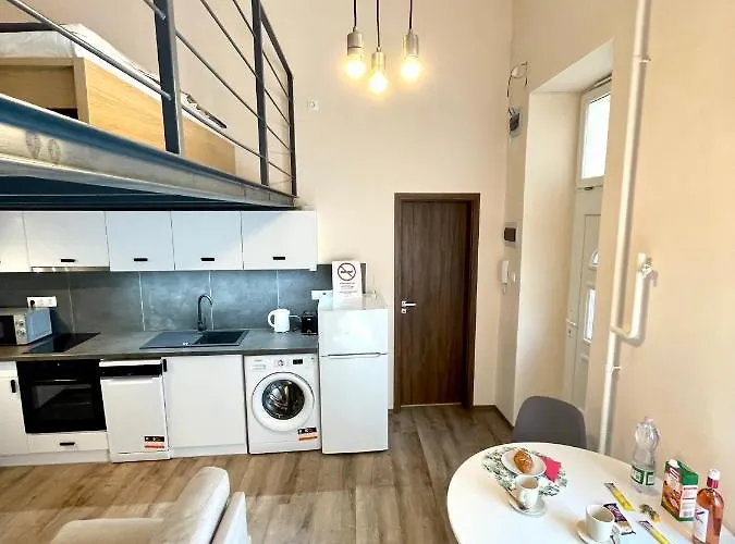 Lovely Urban Retreat - بودابست